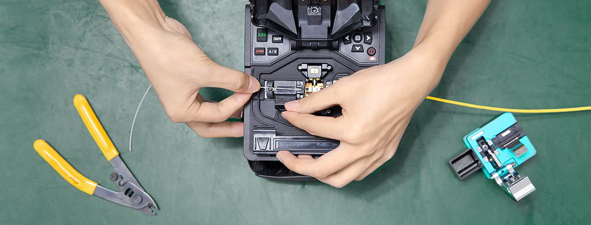 Best Fiber Splicing Machines - Aveis FTTH